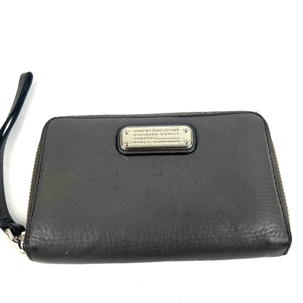 Marc Jacobs Classic Q Wingman Wallet Wristlet Mushroom Gray Clutch‎ Organizer - Picture 2 of 9